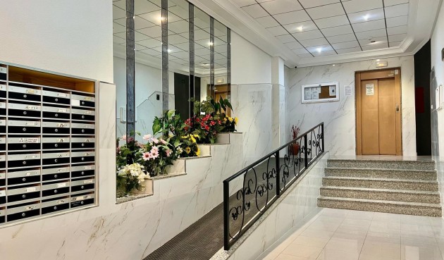 Resale - Apartment -
Torrevieja - PARQUE DE LAS NACIONES
