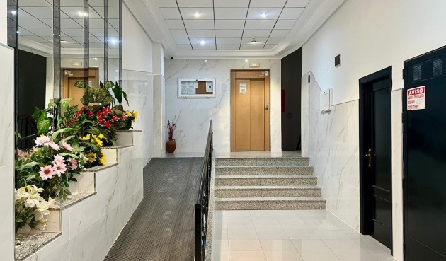 Resale - Apartment -
Torrevieja - PARQUE DE LAS NACIONES
