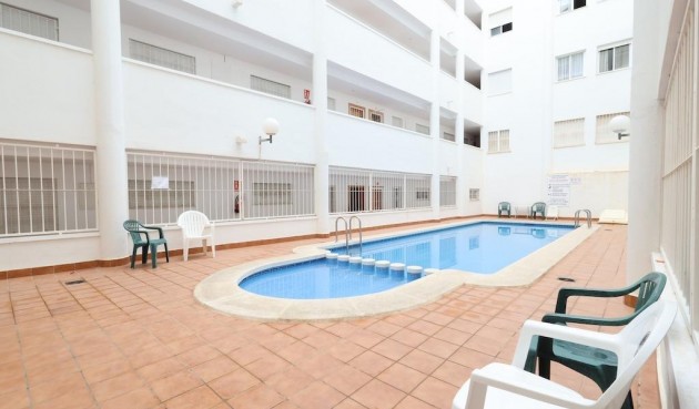 Resale - Apartment -
Torrevieja - Costa Blanca