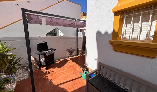 Resale - Villa -
Guardamar del Segura - Costa Blanca