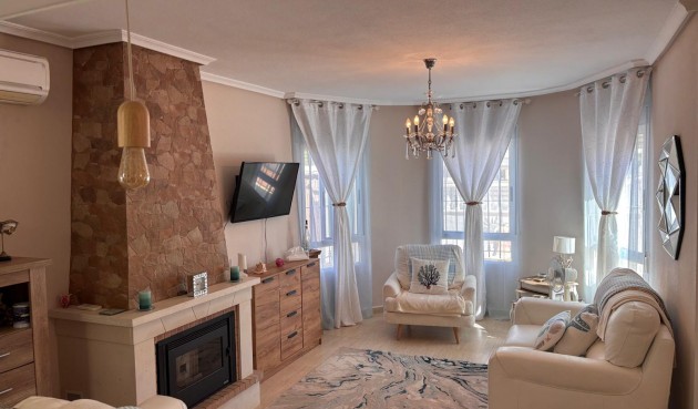 Resale - Villa -
Guardamar del Segura - Costa Blanca