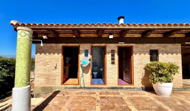 Resale - Villa -
Almoradí - Comunidad Valenciana