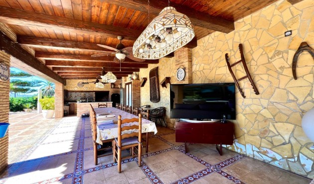 Resale - Villa -
Almoradí - Comunidad Valenciana