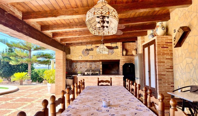 Resale - Villa -
Almoradí - Comunidad Valenciana