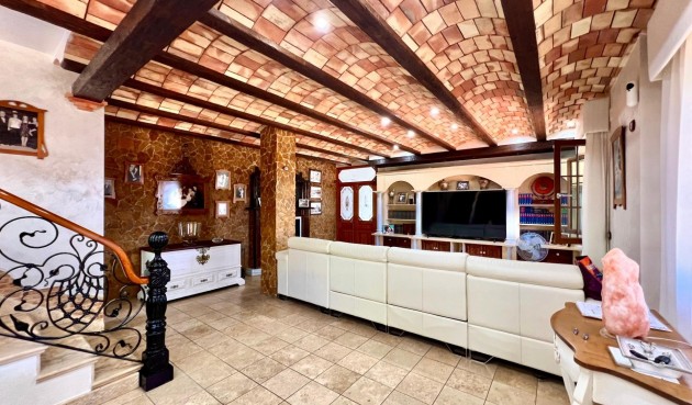 Resale - Villa -
Almoradí - Comunidad Valenciana