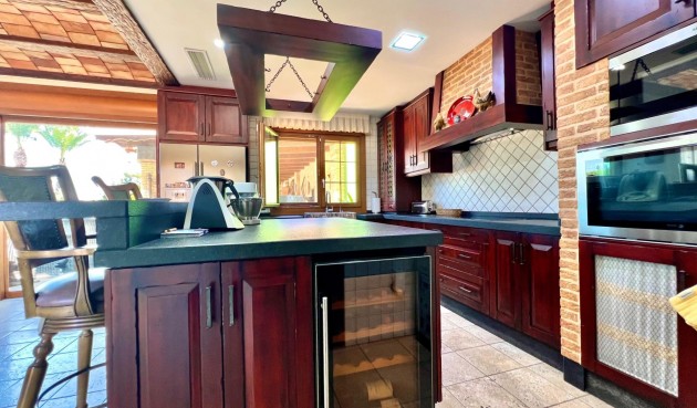 Resale - Villa -
Almoradí - Comunidad Valenciana
