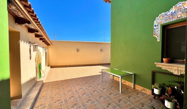 Resale - Villa -
Almoradí - Comunidad Valenciana