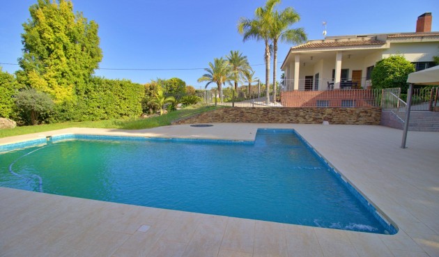 Resale - Villa -
Elche Pedanías - Peña las Águilas