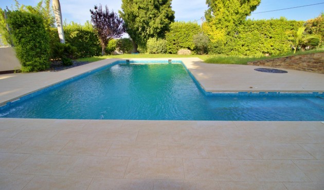 Resale - Villa -
Elche Pedanías - Peña las Águilas