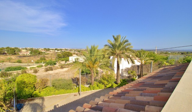 Resale - Villa -
Elche Pedanías - Peña las Águilas