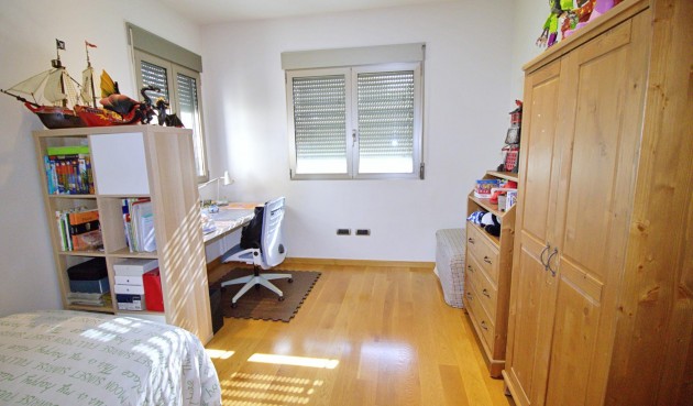 Resale - Villa -
Elche Pedanías - Peña las Águilas