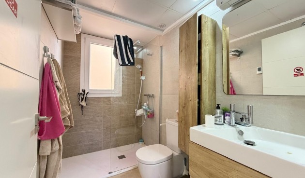 Resale - Apartment -
Torrevieja - Punta Prima