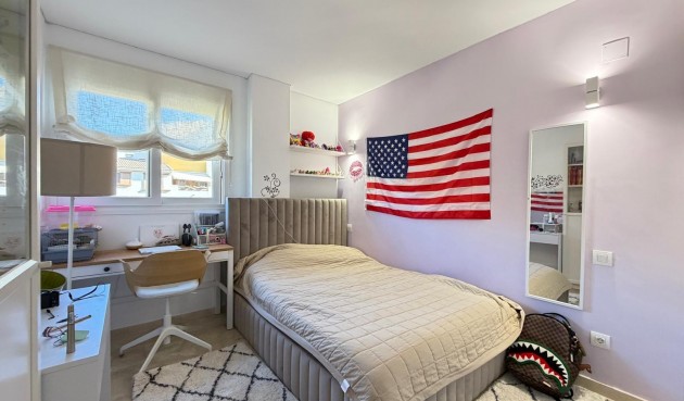 Resale - Apartment -
Torrevieja - Punta Prima
