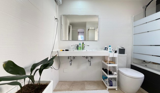 Resale - Apartment -
Torrevieja - Punta Prima