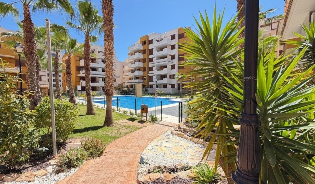 Resale - Apartment -
Torrevieja - Punta Prima