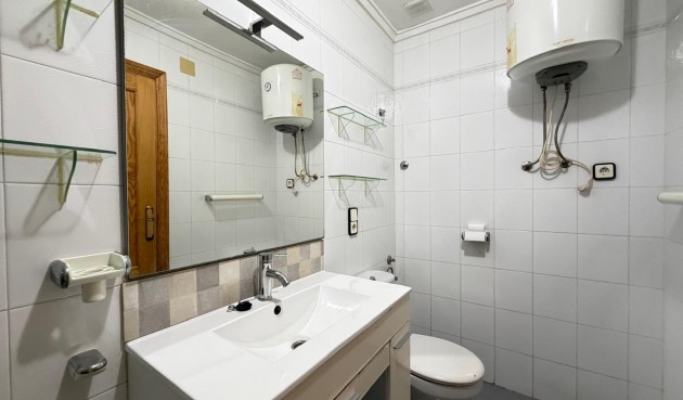 Resale - Apartment -
Torrevieja - Playa del Cura