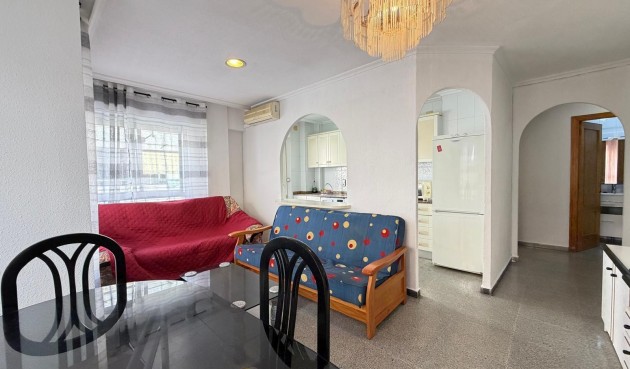 Resale - Apartment -
Torrevieja - Playa del Cura