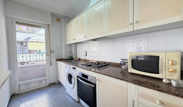 Resale - Apartment -
Torrevieja - Playa del Cura
