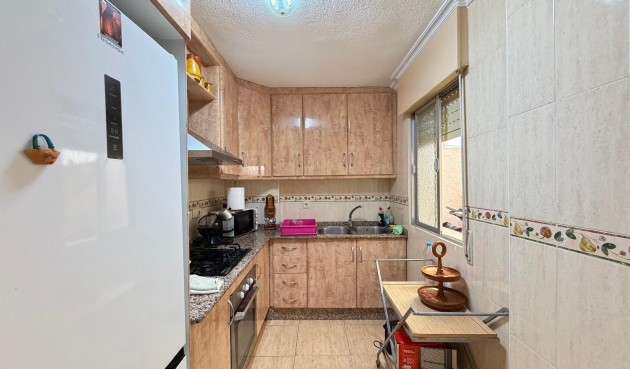 Resale - Apartment -
Torrevieja - Las Piscinas Naturales