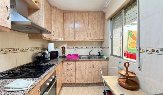 Resale - Apartment -
Torrevieja - Las Piscinas Naturales