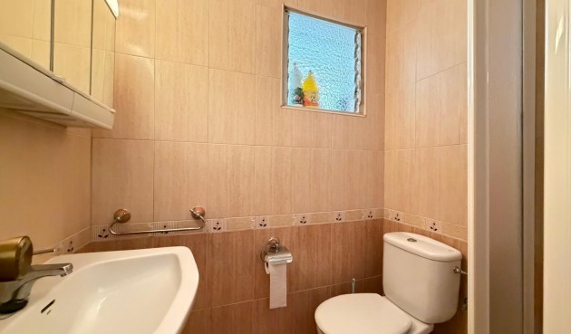 Resale - Apartment -
Torrevieja - Las Piscinas Naturales