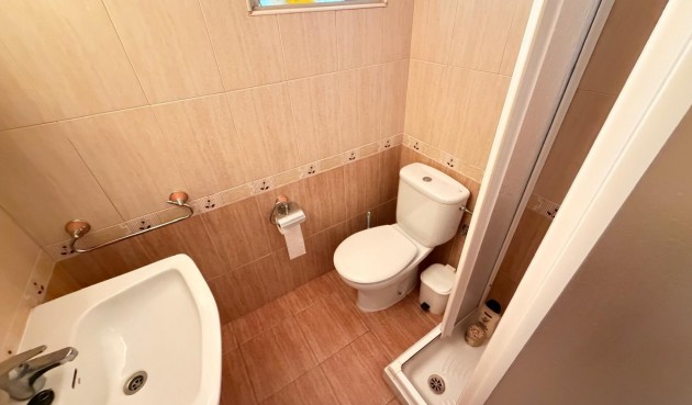 Resale - Apartment -
Torrevieja - Las Piscinas Naturales