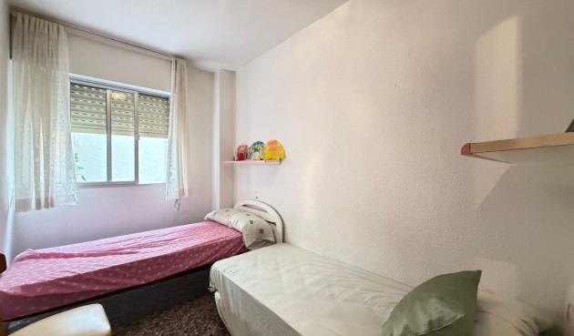 Resale - Apartment -
Torrevieja - Las Piscinas Naturales