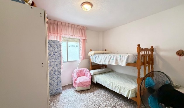 Resale - Apartment -
Torrevieja - Las Piscinas Naturales