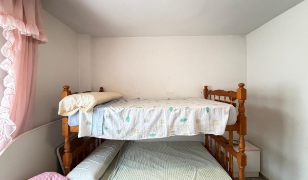 Resale - Apartment -
Torrevieja - Las Piscinas Naturales