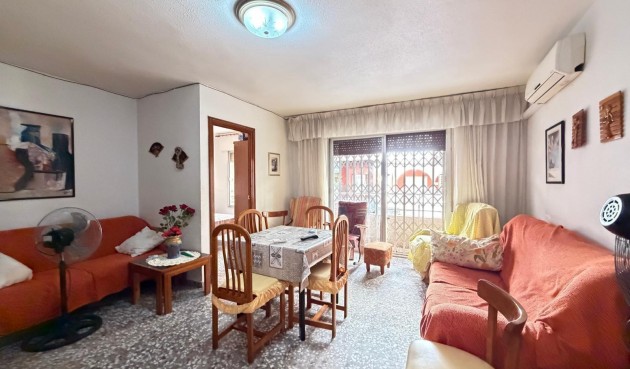 Resale - Apartment -
Torrevieja - Las Piscinas Naturales