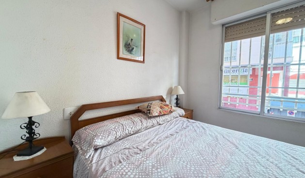 Resale - Apartment -
Torrevieja - Las Piscinas Naturales