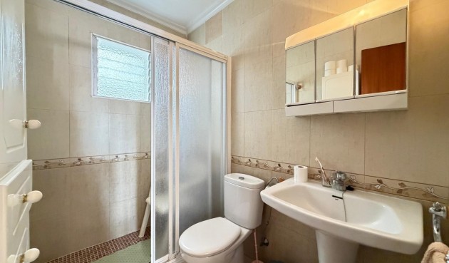 Resale - Apartment -
Torrevieja - Las Piscinas Naturales