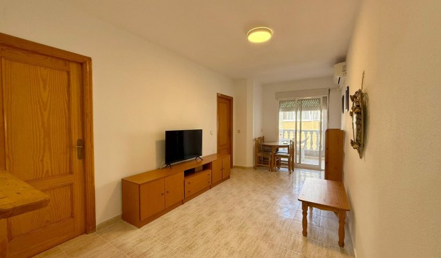 Resale - Apartment -
Torrevieja - Playa de los Locos