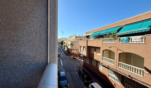 Resale - Apartment -
Torrevieja - Playa de los Locos