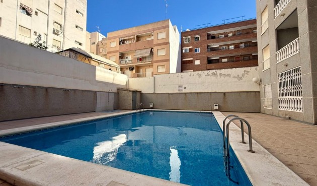 Resale - Apartment -
Torrevieja - Playa de los Locos