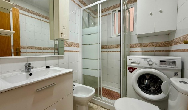 Resale - Apartment -
Torrevieja - Playa de los Locos
