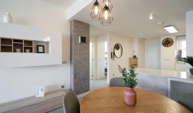 Resale - Apartment -
Guardamar del Segura - Puerto Deportivo