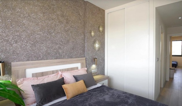 Resale - Apartment -
Guardamar del Segura - Puerto Deportivo