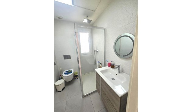 Resale - Duplex -
Torrevieja - Sector 25