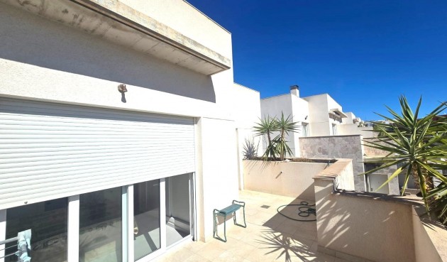 Resale - Duplex -
Torrevieja - Sector 25