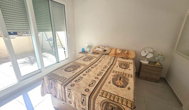 Resale - Duplex -
Torrevieja - Sector 25