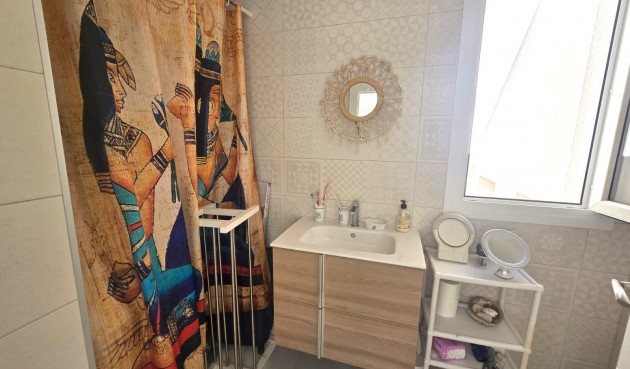 Resale - Duplex -
Torrevieja - Sector 25