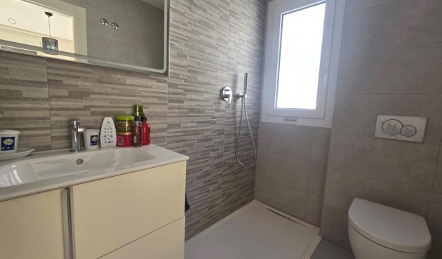 Resale - Duplex -
Torrevieja - Sector 25