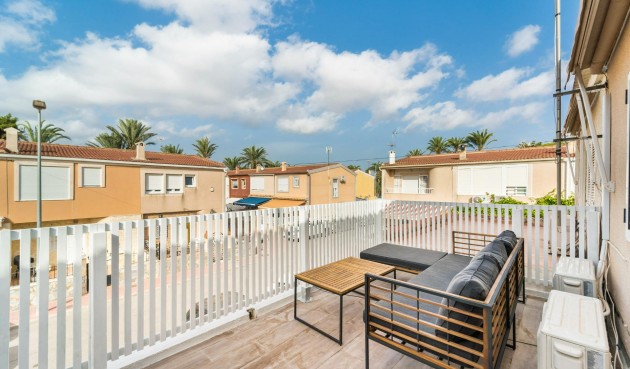Brukt - Tosidig -
Torrevieja - Playa De Los Naufragos