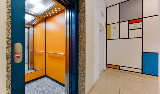 Resale - Apartment -
Torrevieja - PARQUE DE LAS NACIONES