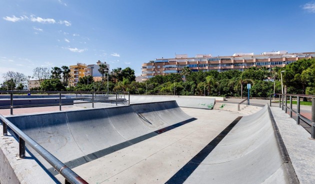 Resale - Apartment -
Torrevieja - PARQUE DE LAS NACIONES
