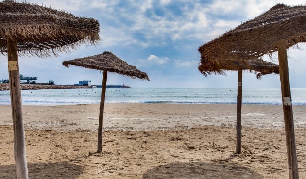 Resale - Apartment -
Torrevieja - PARQUE DE LAS NACIONES