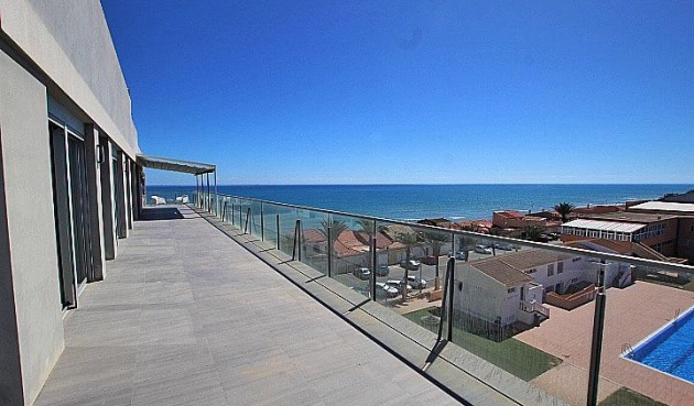 Resale - Penthouse -
Guardamar del Segura - Guardamar Playa