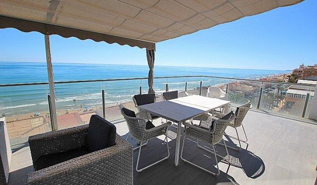 Resale - Penthouse -
Guardamar del Segura - Guardamar Playa