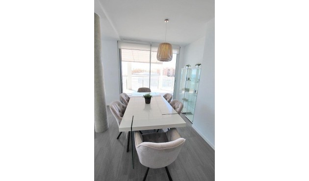 Resale - Penthouse -
Guardamar del Segura - Guardamar Playa